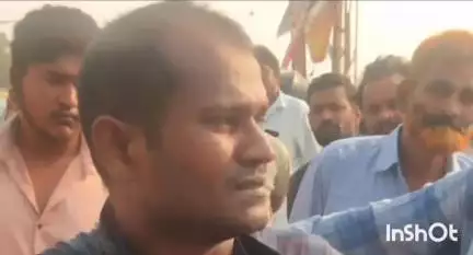 పొన్నూరు: పెదకాకాని లో బైకుల దొంగను పట్టుకున్న స్థానికులు