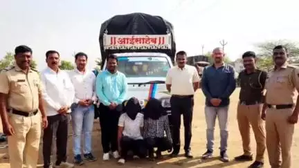 इंदापूर: वरकुटे येथे शेळ्या-बोकडांचा 'चोर बाजार' उदध्वस्त, दोघांना अटक; स्थानिक गुन्हे शाखेची कारवाई