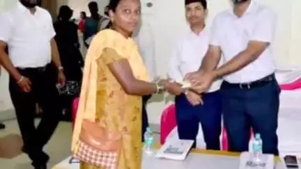 தாளவாடி: வட்டாட்சியர் அலுவலகத்தில் உங்களைத் தேடி உங்கள் ஊரில் திட்டத்தில் மாவட்ட ஆட்சியர் நேரடி ஆய்வு