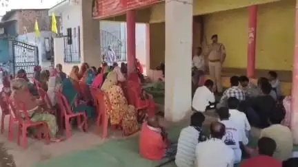 जरवे च में साइबर जन जागरूकता यातायात नियमों के संबंध में लोगों को दी गई जानकारी