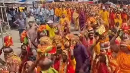 प्रतापगंज: प्रतापगंज में भव्य कलश शोभा यात्रा निकाली गई