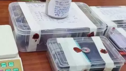 #थाना दारागंज पुलिस ब एस०ओ०जी० की संयुक्त टीम द्वारा 01 अभियुक्त गिरफ्तार।, 11 लाख की 110 ग्राम अवैध स्मैक बरामद
 प्रयाग