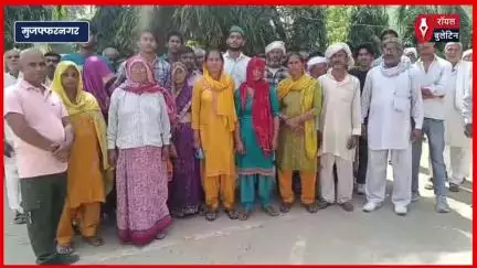 मुज़फ्फरनगर में दहेज़ की भेंट पर चढ़ी युवती,परिजनों ने एसपी कार्यालय पर किया हंगामा
#muzaffarnagar #muzaffarnagarnews #muzaffarnagar_the_crime_city #dowry