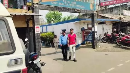 কালিয়াচক ১: জয়েনপুর এলাকা থেকে বাড়ির সীমানা প্রাচীর দেওয়াকে কেন্দ্র করে মারধর করায় গ্রেপ্তার এক, ধৃতকে শুক্রবার আদালতে পেশ