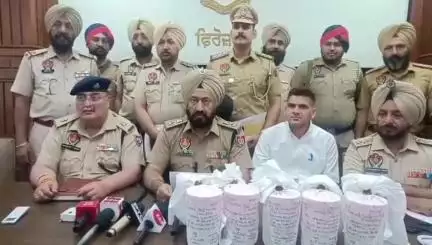 ਜ਼ੀਰਾ: ਪਿੰਡ ਮੇਹਰ ਸਿੰਘ ਵਾਲਾ ਵਿਖੇ ਸੀਆਈਏ ਸਟਾਫ ਵੱਲੋਂ ਛਾਪੇਮਾਰੀ ਦੌਰਾਨ 510 ਗ੍ਰਾਮ ਹੈਰੋਇਨ, ਇੱਕ ਮੋਟਰਸਾਈਕਲ ਨਾਲ ਦੋ ਨਸ਼ਾ ਤਸਕਰ ਗ੍ਰਿਫ਼ਤਾਰ