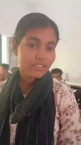 इंटरमीडिएट बोर्ड में कला संकाय में पुष्पा कुमारी राम दुलारी गंगा +2उच्च विद्यालय चेनारी रोहतास में 421अंक के साथ प्रथम