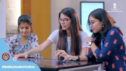 STEM में बेटियां नई ऊंचाइयों को छू रही हैं, नवाचार को बढ़ा रही हैं और उज्जवल भविष्य का निर्माण कर रही हैं। #BetiBachaoBetiPadhao
#SheBuildsBharat