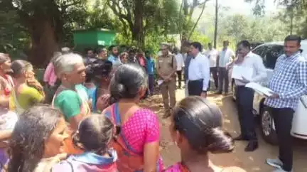 கொல்லிமலை: கொல்லிமலையில் கள்ளச்சாராயம் காச்சி விற்பனை செய்பவர்கள் குறித்து விவரங்களை தெரிவிக்க வேண்டும் மதுவிலக்கு பிரிவு ஐஜி பொதுமக்களிடம் வலியுறுத்தினார்