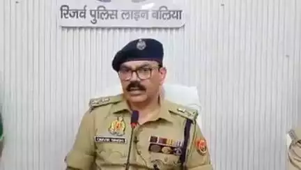 SOG/सर्विलांस व कोतवाली #बलिया पुलिस टीम द्वारा 02 नफर अभियुक्त गिरफ्तार, कब्जे से 05 अदद पिस्टल .32 बोर मय 10 अदद मैगजी