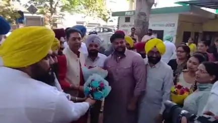 ਭੁਲੱਥ: ਬਜਟ ਬਦਲਦੇ ਪੰਜਾਬ ਦਾ ਰੋਡਮੈਪ-ਅਗਲੇ 2 ਸਾਲ ਵਿਕਾਸ ਨੂੰ ਸਮਰਪਿਤ-ਅਮਨ ਅਰੋੜਾ ਕੈਬਨਿਟ ਮੰਤਰੀ, ਭੁਲੱਥ/ਬੇਗੋਵਾਲ ਚ ਪ੍ਰਧਾਨਾ ਨੇਅਹੁਦੇ ਸੰਭਾਲੇ