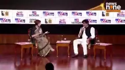 सभी सरकार के गुलामी न्यूज़ चैनलों को गोदी मीडिया कहा जाता है।
Rahul Gandhi Jitu Patwari Priyanka Gandhi Vadra