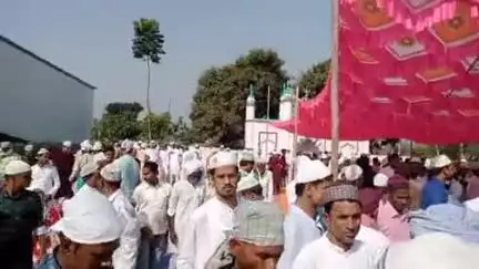 jalalgrh Lalgarh ka video shantipurvak ka nevaj aada kiya gya