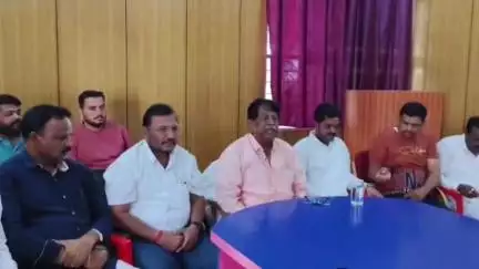 ತುರುವೇಕೆರೆ: 'ರಾಜ್ಯದ ಮುಖ್ಯಮಂತ್ರಿ ಸಿದ್ದರಾಮಯ್ಯ ಅಲ್ಲ ಟ್ಯಾಕ್ಸ್ ರಾಮಯ್ಯ': ಪಟ್ಟಣದಲ್ಲಿ ಶಾಸಕ ಎಂ.ಟಿ ಕೃಷ್ಣಪ್ಪ ವ್ಯಂಗ್ಯ