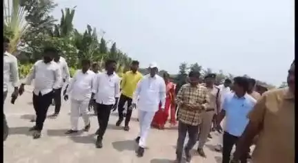 పరకాలనియోజకవర్గంలోనిరుద్యోగ యువత కోసం ఈనెల 4వ తేదీన మెగా జాబ్ మేళానునిర్వహించనున్నట్లు MLA రేవూరి ప్రకాశ్ రెడ్డి అన్నారు