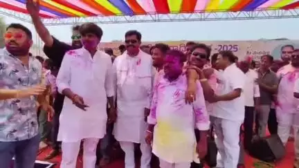 ಕಾರಟಗಿ: ಪಟ್ಟಣದಲ್ಲಿ ಸಚಿವ ಶಿವರಾಜ ತಂಗಡಗಿ ನೇತೃತ್ವದಲ್ಲಿ ಯುಗಾದಿ ವೈಭವ