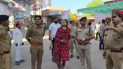#रायबरेली डीएम-एसपी की देखरेख में चाक चौबंद रही पुलिस सुरक्षा व्यवस्था और सौहार्दपूर्ण माहौल में संपन्न हुई ईद की नमाज