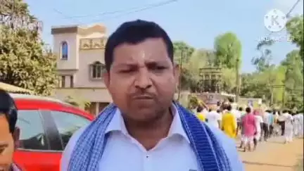 জয়পুর: জয়পুরের লোকনাথ ধাম কে কেন্দ্র করে আজ আমাদের ক্যামেরার মুখোমুখি হয়ে প্রতিক্রিয়া দিলেন লোকনাথ ধাম কমিটির সম্পাদক