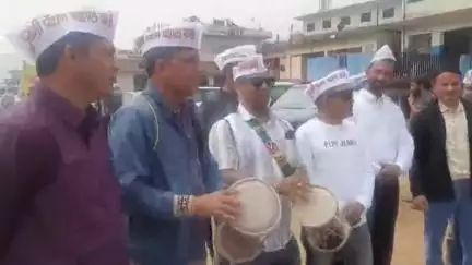 गैरसैण: गैरसैंण में पुरानी पेंशन बहाली को लेकर कर्मचारियों संगठन ने निकाली जन आक्रोश रैली