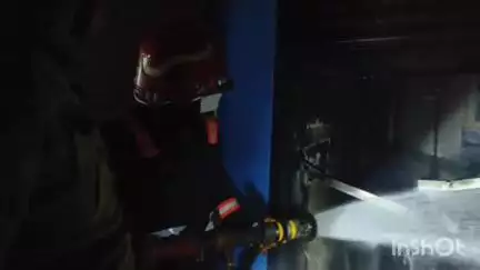 വൈക്കം: പഴയ ബസ് സ്റ്റാൻഡിന് സമീപമുള്ള ഡിജിറ്റൽ സേവാ കേന്ദ്രത്തിലുണ്ടായ അഗ്നിബാധയിൽ ലക്ഷങ്ങളുടെ ഉപകരണങ്ങൾ കത്തിനശിച്ചു