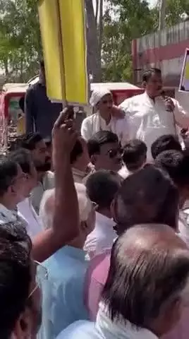 वडनगर तहसील में कांग्रेस के पूर्व विधायक मुरली जी मोरवाल ने दिया ज्ञापन