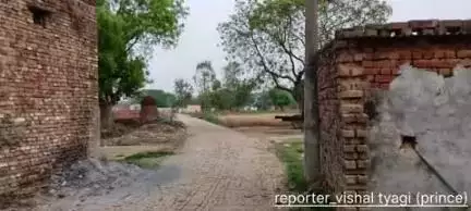 सियाना क्षेत्र के ग्राम वेराफिरोजपुर में ग्रामीणों के प्रस्ताव पर जिलापंचायत सदस्य सारिका त्यागी ने कराया खड़ंजानिर्मान