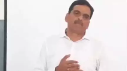 ಕಾರಟಗಿ: ಸಿದ್ದಾಪುರ ಗ್ರಾಮದಲ್ಲಿವಿದ್ಯಾನಿಕೇತನ ಶಿಕ್ಷಣ ಸಂಸ್ಥೆಯು ಕಲ್ಯಾಣ ಕರ್ನಾಟಕದ ಮಕ್ಕಳಿಗೆ ಉತ್ತಮ ಶಿಕ್ಷಣ ನೀಡುಲು ಆದ್ಯತೆ; ನೆಕ್ಕಂಟಿ ಸೂರಿಬಾಬು