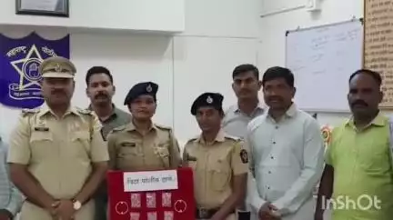 खानापूर विटा: विटा बस स्थानकामधील चोरीचा उलगडा दोन महिलांना अटक विटा पोलिसांची कारवाई