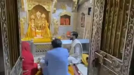 नलखेड़ा: नलखेड़ा पहुंची राजस्थान की पूर्व मुख्यमंत्री वसुंधरा राजे मां बगलामुखी का किया पूजन