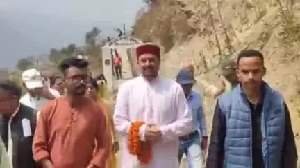लैंसडाउन: विकासखंड द्वारीखाल में बरसूडी-भलणगांव मोटर मार्ग का शिलान्यास हुआ
