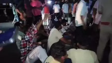 ಭಟ್ಕಳ: ಪಟ್ಟಣದಲ್ಲಿ ರಾಷ್ಟ್ರೀಯ ಹೆದ್ದಾರಿ ಬಂದ್ ಮಾಡಿ ಪ್ರತಿಭಟನೆ ಮಾಡಿದ್ದ12 ಜನರ ವಿರುದ್ಧ ಪ್ರಕರಣ ದಾಖಲು