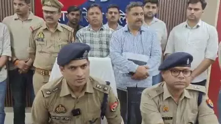 #रायबरेली झांसा देकर कूटरचित तरीके से बैंक खाता खुलवाकर #साइबर_फ्रॉड करने वाले गिरोह के 4 सदस्य गिरफ्तार,एसपी ने बताया..