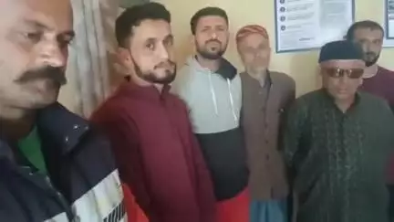 कुपवी: सामुदायिक स्वास्थ्य केंद्र कुपवी में स्टाफ की भारी कमी, डॉक्टरों के चार पदों में से तीन खाली पड़े