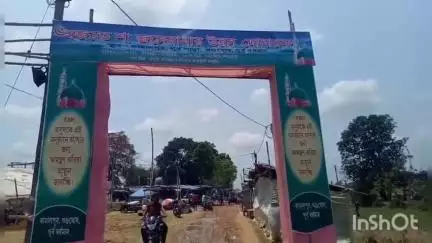 খণ্ডঘোষ: খণ্ডঘোষ থানার কামালপুর গ্রামের কামালপুর খালপাড়া এলাকায় শাহ জংলি সাহেব পীর বাবার উরস উৎসবের আয়োজন