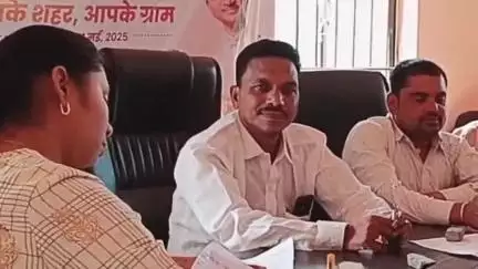 सरायपाली: सरायपाली क्षेत्र में आज सुशासन तिहार के समापन पर ग्रामीणों ने प्रशासन तक अपनी मांग और शिकायतें पहुंचाई