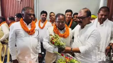 डंडा: झारखंड मुक्ति मोर्चा गढ़वा जिला के सभी नव नियुक्त पदाधिकारियों का हुआ सम्मान, डंडा के पदाधिकारी भी शामिल