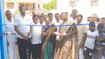 கொடுமுடி: கரட்டுப்பாளையத்தில் 30 ஆயிரம் லிட்டர் கொள்ளளவு கொண்ட மேல்நிலை நீர்த்தேக்க தொட்டியை MLA திறந்து வைத்தார்
