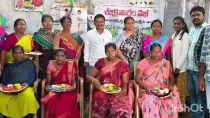 సైదాపూర్: మండలంలోని ఎలాబోతారం గ్రామంలో ఐసిడిఎస్ ఆధ్వర్యంలో పోషణ పక్వాడ కార్యక్రమం