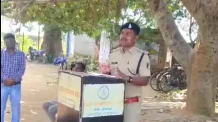बागबाहरा क्षेत्र के गांव में महासमुंद पुलिस ने चलाया साइबर जागरूकता अभियान.....