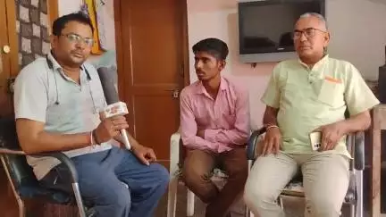 बीकानेर!!! खेजड़ी कटाई पर खास बातचीत भारतीय किसान संघ प्रान्त मीडिया प्रभारी भवानी शंकर जाजड़ा के साथ खास बातचीत
