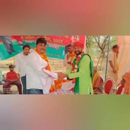 सदर विधायक अनिल प्रधान द्वारा जिला चित्रकूट के पहाड़ी ब्लाक अंतर्गत रमपुरिया पतेरे ग्राम वासियों को दिए बड़ी सौगात