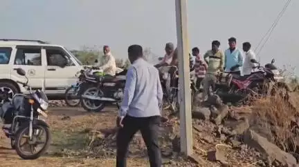 ಅಥಣಿ: ಅಥಣಿ ತಾಲೂಕಿನ ಕೊಡಗಾನೂರ ಗ್ರಾಮದಲ್ಲಿ ಗದ್ದೆಯಲ್ಲಿ ತಾಯಿ ಮಗನ ಶವ ಪತ್ತೆ,ಕೊಲೆ ಶಂಕೆ ವ್ಯಕ್ತ