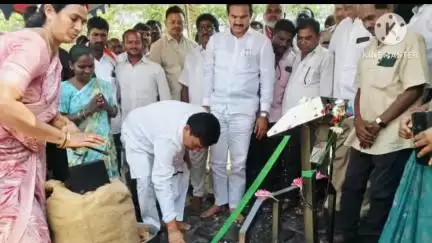 డోర్నకల్: రైతుల సంక్షేమమే మా ప్రభుత్వ ధ్యేయం: నర్సింహులపేటలో  మహబూబాబాద్ ఎంపీ బలరాం నాయక్, ప్రభుత్వ విప్ రాంచంద్ర నాయక్