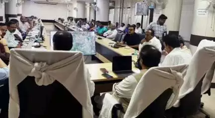 జుక్కల్: నీటిపారుదల శాఖ సమీక్షా సమావేశంలో పాల్గొన్న జుక్కల్ ఎమ్మెల్యే