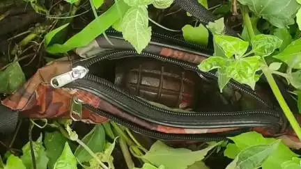 তামুলপুৰ: পঞ্চায়তৰ নিৰ্বাচনৰ পূৰ্বে তামুলপুৰত গ্ৰেনেড উদ্ধাৰ, এটা হেণ্ড বেগত এক জাঁই গুলী সহ উদ্ধাৰ গ্ৰেনেডটো
