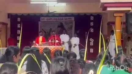 உசிலம்பட்டி: உசிலம்பட்டியில் ஒருங்கிணைந்த திருச்சபைகள் சார்பில் குருத்தோலை ஞாயிறு பவனி ஊர்வலம்