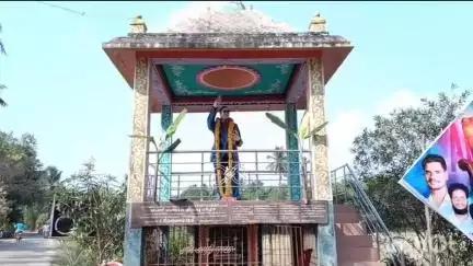 தரங்கம்பாடி: மேல பெரும்பள்ளத்தில் டாக்டர் அம்பேத்கர் அவர்களின் உருவ சிலைக்கு மாலை அணிவித்து மரியாதை செலுத்திய அமைச்சர்