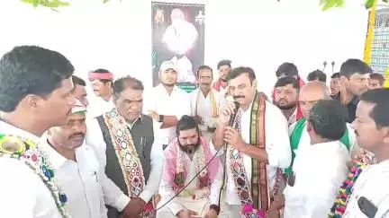 దుబ్బాక: వెంకటగిరి తండాలో నూతనంగా నిర్మించిన శ్రీ శ్రీ శ్రీ జగదాంబ సేవలాల్ దేవాలయం ప్రతిష్టలో పాల్గొన్న ఎమ్మెల్యే ప్రభాకర్ రెడ్డి