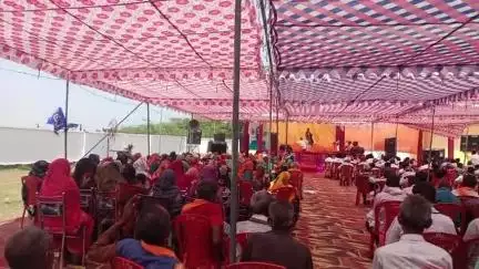 . चन्द्र कुमार गौतम पत्रकार  बहुजन समाज पार्टी विधान सभा महा सचिव 16
7 पुरवा उन्नाव