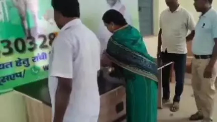 बेरो: बेड़ो प्रखंड मुख्यालय में पंचायत सचिवालय में आंबेडकर जयंती मनाई गई