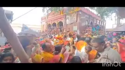 दिघवारा: सत्तुआनी पर्व पर मां अंबिका भवानी मंदिर में श्रद्धालुओं की उमड़ी भीड़, कई क्षेत्रों से हजारों दर्शनार्थी पहुंचे